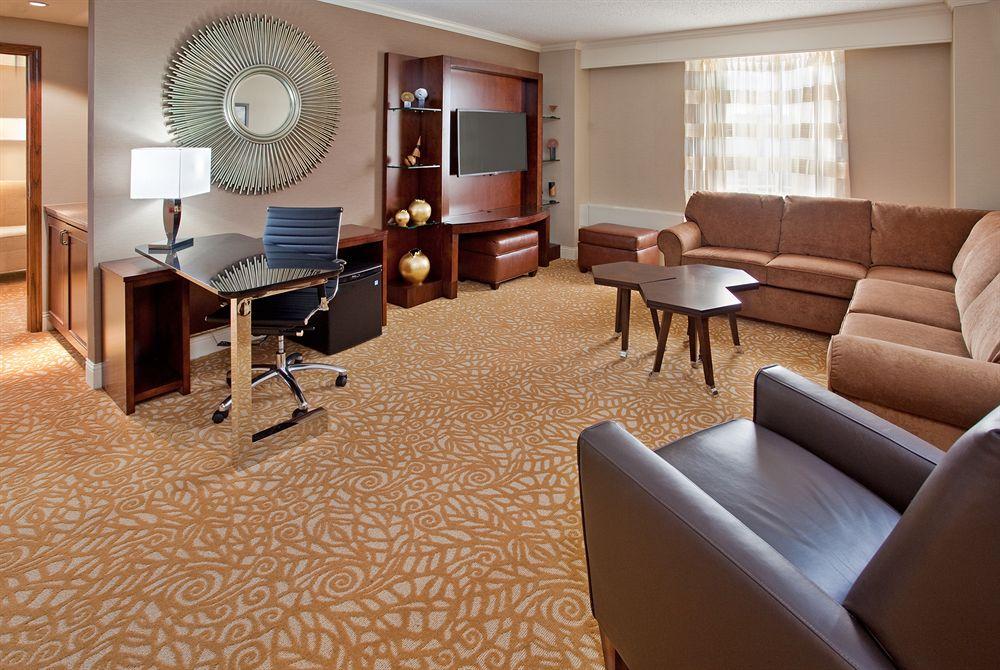 The Lincoln Marriott Cornhusker Hotel Exterior photo