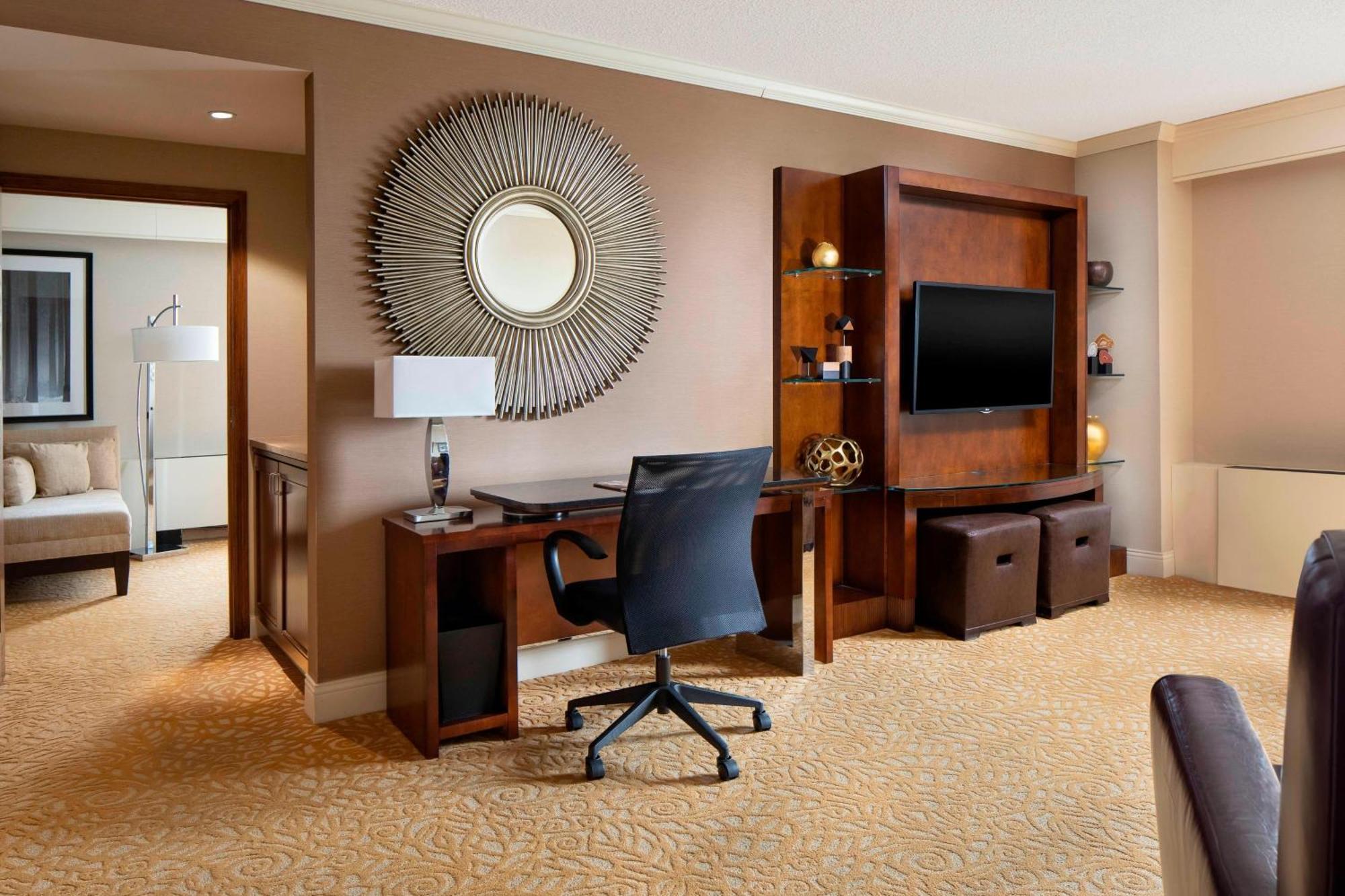 The Lincoln Marriott Cornhusker Hotel Exterior photo