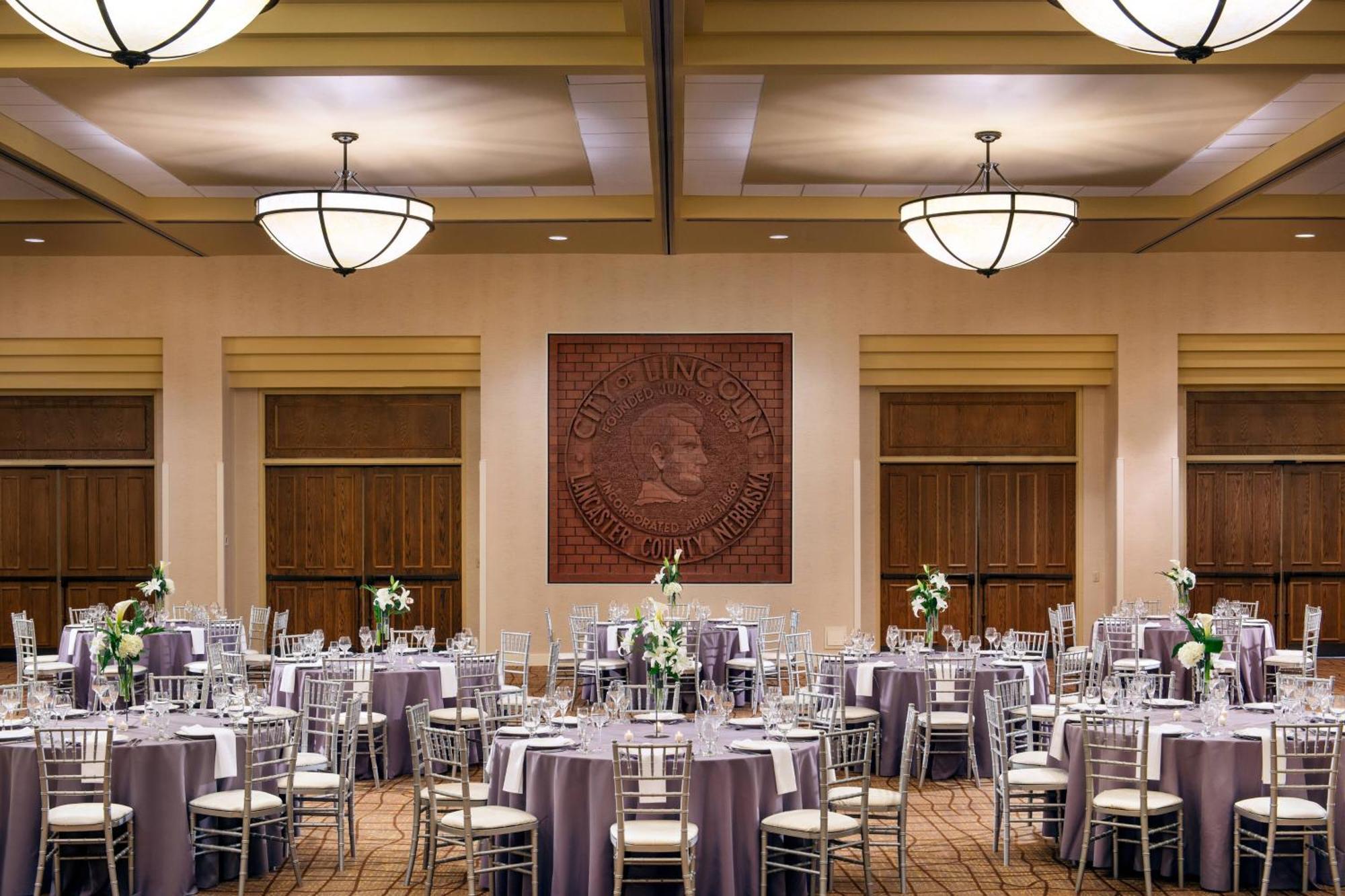 The Lincoln Marriott Cornhusker Hotel Exterior photo